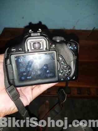 Canon 700d Japan body and 10000% orginal and fresh